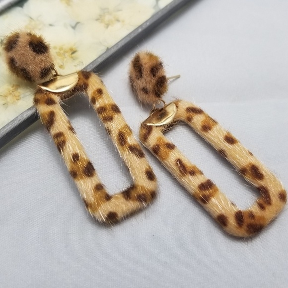 Jewelry - Faux fur earrings